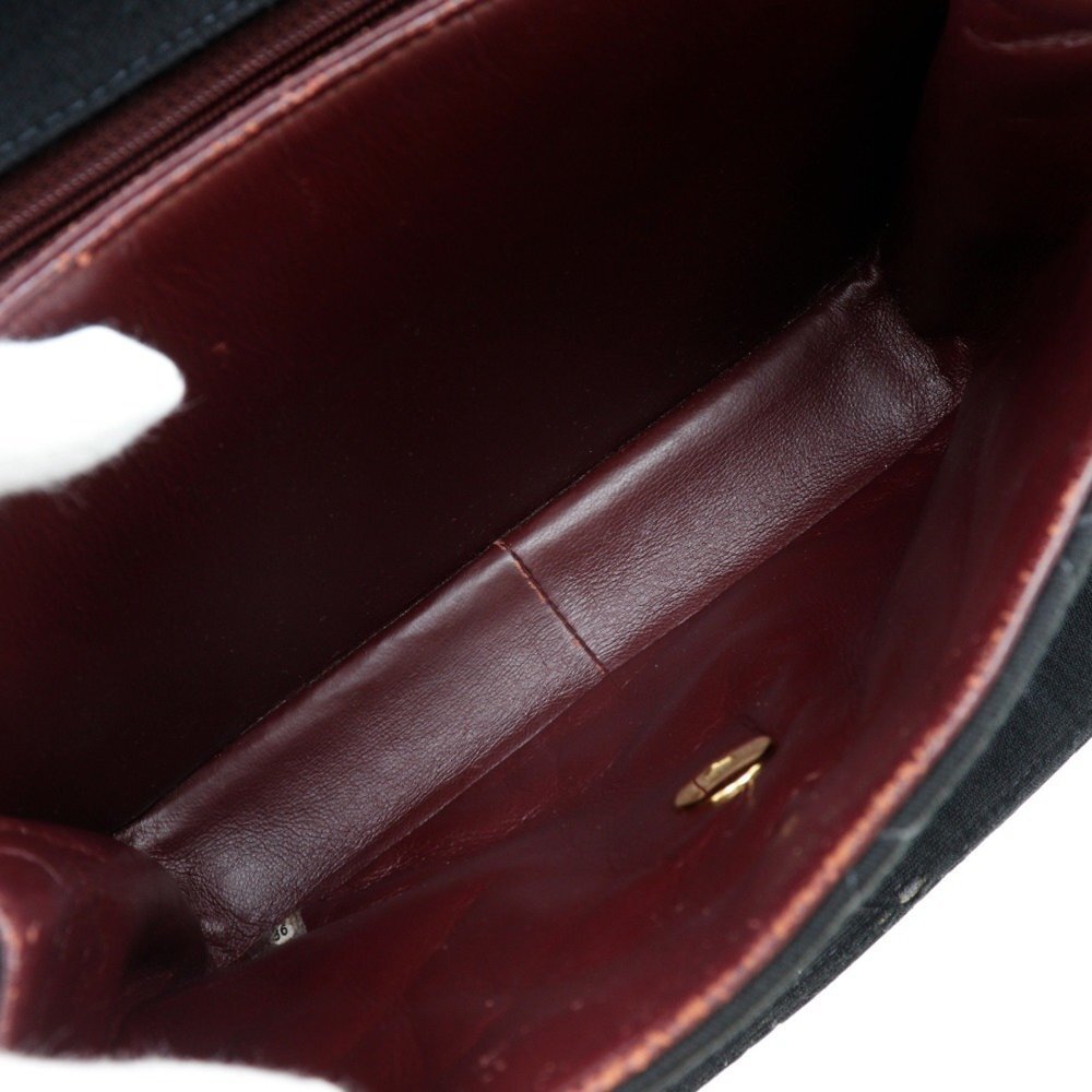 CHANEL Black Logo Shoulder Bag - Picture 7 of 16